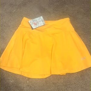 Organge Baleaf skirt NWT